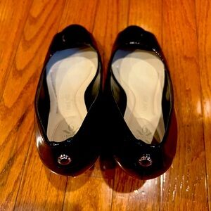 Gorgeous black open toed classic wedge! Nine West, fantastic condition.